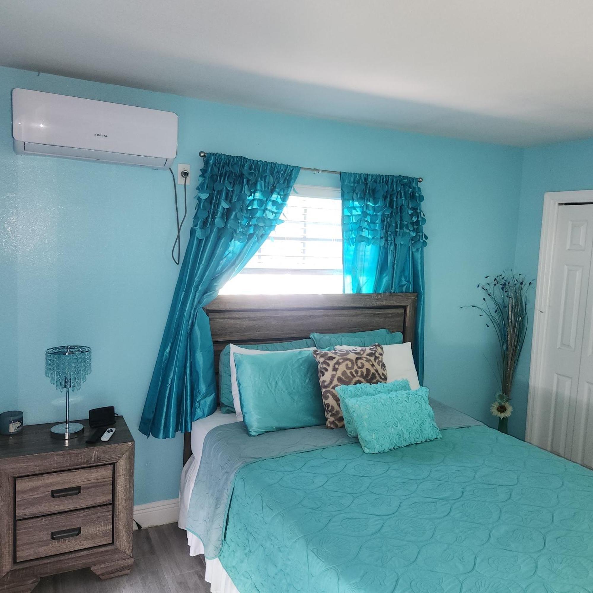 Jubilee Gardens Freeport Hotel Quarto foto
